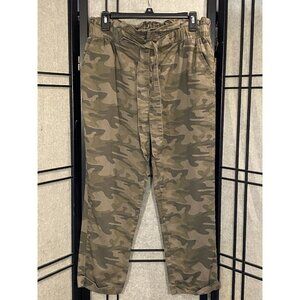 Stitch Star Camo Cropped Pants Women's Sz 8 High & Paper Bag Waisted